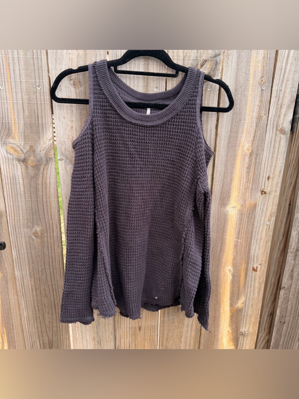 Free People Exposed shoulder sweater Size XS